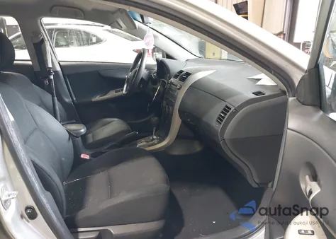 2011 Toyota Corolla S z USA, uszkodzony, nr VIN 2T1BU4EE3BC616678